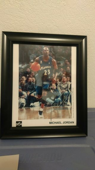 Michael Jordan Washington Wizards Signed 8 X 10 Framed Picture With Letter