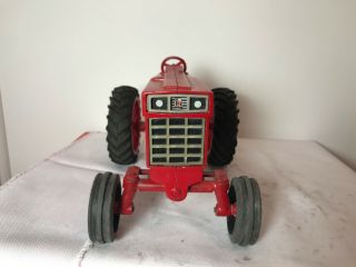 Vintage Ertl International 966 Toy Tractor 1/16 Scale 1975