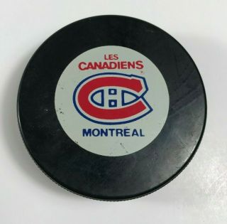 Vintage Montreal Canadiens Nhl Official Game Puck Inglasco Souvenir Collectible