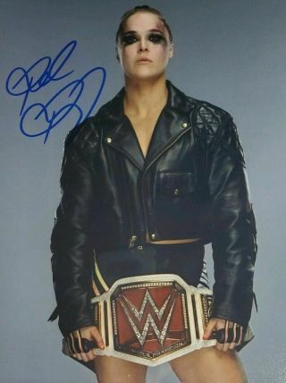 Ufc Mma Legend Wwe Ronda Rousey Autographed Signed 8x10 Photo W/coa,  Holo