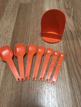 Vintage Tupperware Measuring Spoons Orange Set Of 7 Retro With Scoop