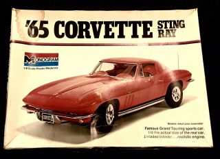 Vintage 1/8 Scale Monogram 1965 Corvette Sting Ray Plastic Model Kit 2600 Large