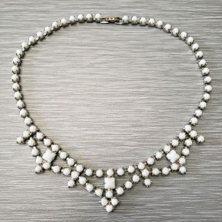 Vintage White Milk Glass Choker Necklace Silver - Tone Costume Jewelry