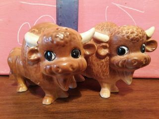 Vintage Buffalo Or Bison Humorous Salt And Pepper Shakers Japan,  Anthropomorphic