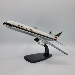 Vintage Air Jet Advance Models Delta Air Lines Lockheed L - 1011 Model With Stand