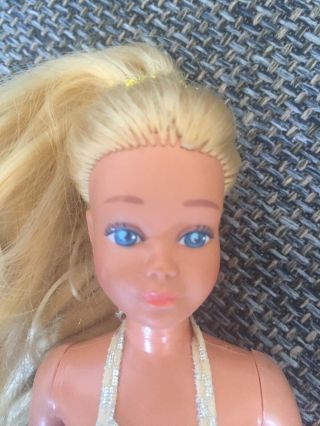 VTG Barbie Sun Gold Malibu SKIPPER Doll Beach Swimsuit &Outfit 1069 Mattel 1983 3