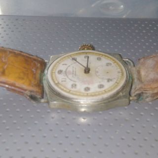 man ' s vintage watch.  Goldsmiths & silversmiths Co Ltd.  112 regent St London. 3