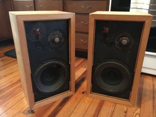 Pair Vintage Ar3a Speakers