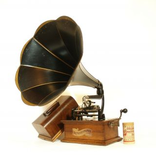 1907 Columbia Bkt Cylinder Phonograph W/original Flower Horn