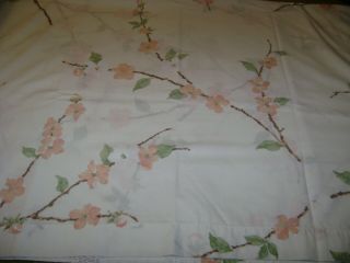 Twin Size Flat Sheet.  Vintage Fieldcrest.  Peach Floral