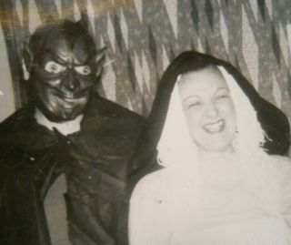 Vtg.  1960s Photo Snapshot Man,  Woman In Halloween Costumes Devil,  Angel
