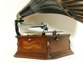 1906 Columbia BH Disc Phonograph w/Original Embossed Horn & Stunning 3