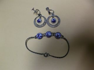Vintage Delft Blue White Earrings & Matching Bracelet Costume Jewelry Estate