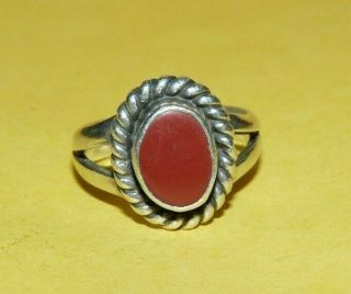 Vintage Native Navajo Southwestern " 925 " Sterling Silver & Coral Ring Size 6.  75