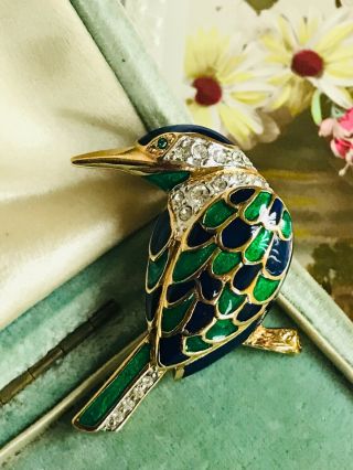 Gorgeous Vintage Enamel On Gold Metal With Diamante Bird Brooch Pin