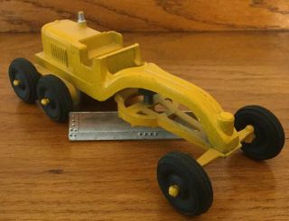 Tootsietoy 1950 ' s Yellow Road Grader Vintage Played With Hard to Find 2