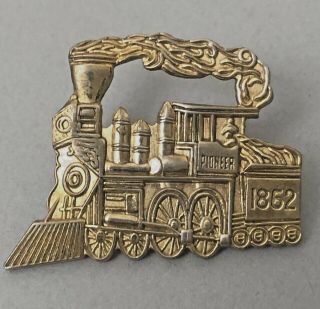 Vintage Galena Chicago Baldwin Locomotive Pioneer 1862 Union Railroad Train Pin