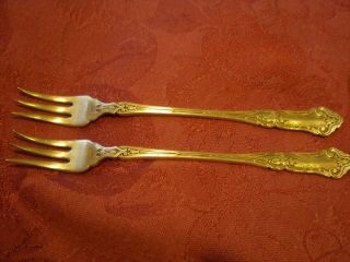 Vintage 1835 R.  Wallace 2 Oyster Forks Silverplate Cardinal Pattern
