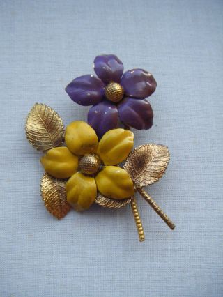 Vintage Retro Yellow Purple Enamel Gilt Metal Large Flower Brooch Pin C1940s