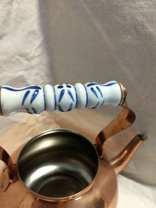 Vintage Copper Tea Pot with Delft like Blue and White Ceramic handle grip/knob 3