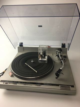 Technics Sl - B5 Auto Stacking Turntable And Spindle Powers On