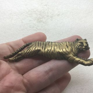 Vintage BENGAL TIGER BROOCH Pin Brass Tone Costume Jewelry 2