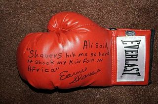 Boxing Ernie Shavers Signed Everlast Glove.  Shavers Holo