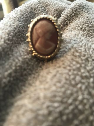 Vintage Sarah Coventry Cameo Ring Gold Tone Size 7 Adjustable
