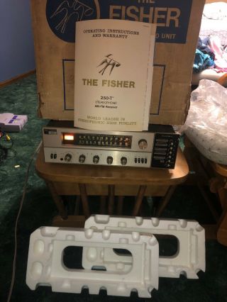 The Fisher 250 - T Receiver Turns On