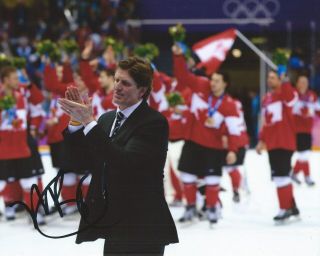 Mike Babcock Signed 8x10 Photo Team Canada 2014 Olympics Gold Autographed