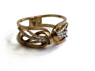 Vtg Trifari Gold Tone Rhinestone Hinged Clamper Bracelet Evening Wedding