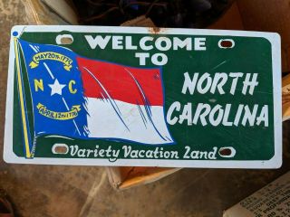 Welcome To North Carolina Variety Vacation Land Flag Vtg Old Metal Vanity Plate