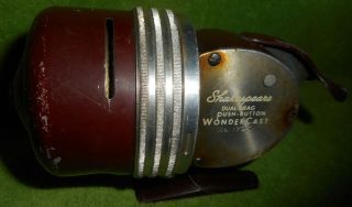 Vintage Shakespeare Wondercast Fishing Reel 1795 Model Qu For Parts/repair