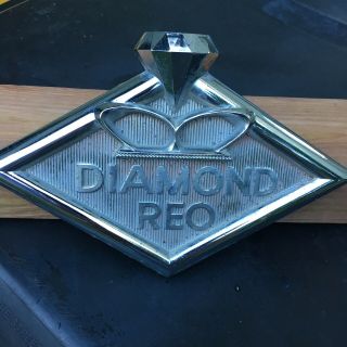 Vintage Diamond Reo Truck Emblem - Hood Ornament 4871 - N2 210200