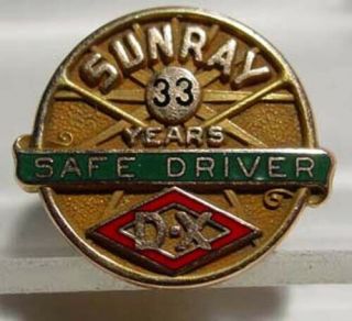 Rare Sunray D - X Oil Company 33 Year Safe Driver,  10k Gold Lapel Pin