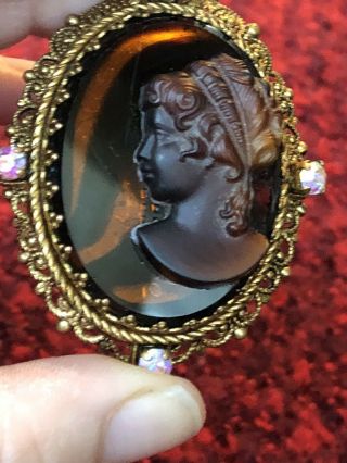 Vintage Amber Colored Glass Cameo Brooch Pin Female Face Gold Tone