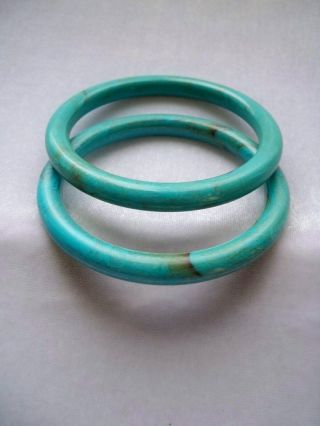 Vintage Marbled Aqua Lucite Plastic Round Bangle Bracelet Set