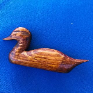 Vintage Hand Carved Wooden Decoy Duck Brooch Pin Wildlife Lake Life Estate Jewel