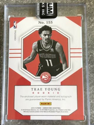 2018 - 19 Cornerstones Crystal 155 Rookie Trae Young Swatch ON CARD Auto /75 2