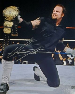 The Undertaker Wwe Hand Signed 8x10 Photo W/holo