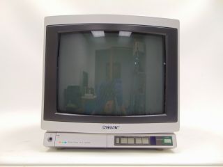 Vintage Sony Kv - 1370r 13 " Color Tv Gaming Television Great Silver