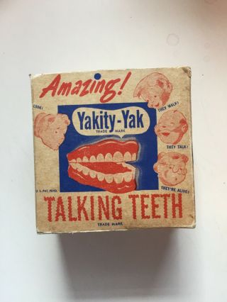 Vintage Yakity - Yak Talking Teeth Novelty Gag 1949 W/ Box,  Key,  And Instructions