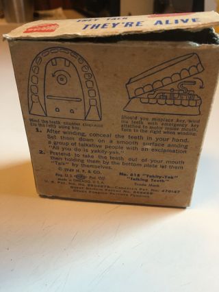 Vintage Yakity - Yak Talking Teeth Novelty Gag 1949 w/ Box,  key,  and instructions 3