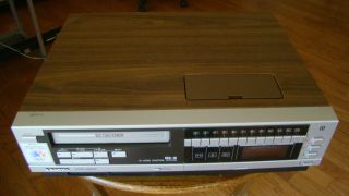 Sanyo Vcr 4500 Betacord Betamax Video Cassette Player/recorder