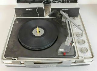 Vintage Singer Portable Ac/battery Powered 78/45/33 Rpm Record Player Phonograph