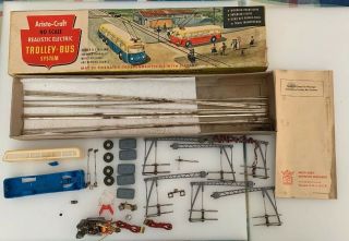 Aristocraft Eheim Trolley Bus System Starter Set Blue.  Mostly Complete Ho Scale