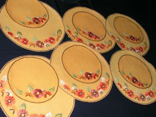 12 B ' FUL VTG 30 ' S/40 ' S RICHLY HAND EMBROIDERED GOLD IRISH LINEN SMALL ROUND MATS 3