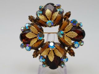 Vtg Unmarked Costume Jewelry Brooch Pin W Rhinestones Gold Tone Leaves