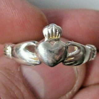 Vintage Hallmarked Sterling Silver Claddah Heart Crown Ring - Size 10 3