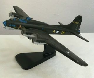 Boeing B - 17g Flying Fortress Ww2 Bomber " Memphis Belle " Wood Model Airplane Wing